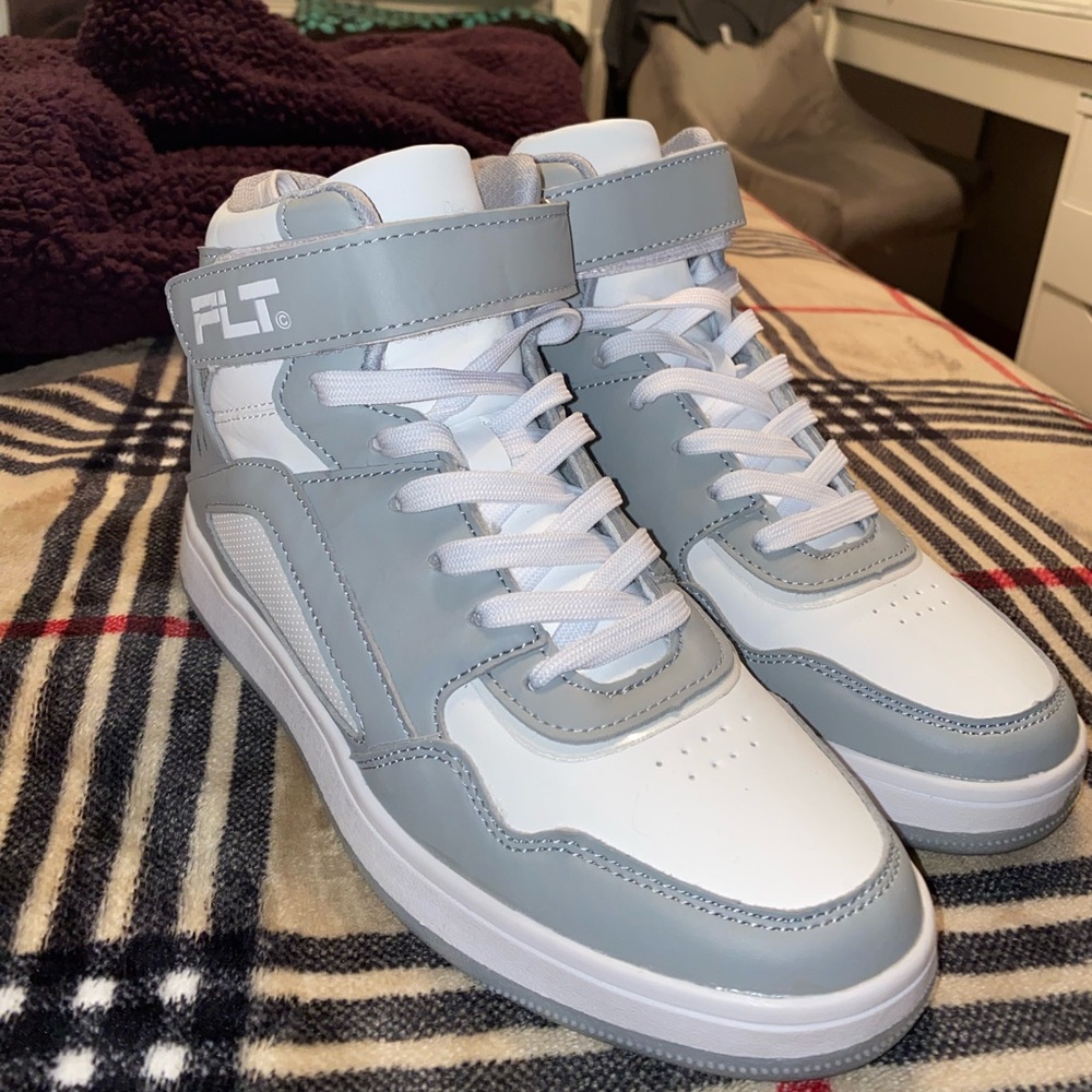 PLT Sneakers 🤍